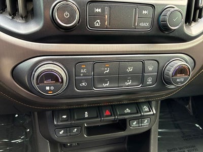 2022 GMC Canyon AT4 w/Cloth