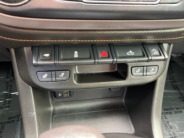 2022 GMC Canyon AT4 w/Cloth