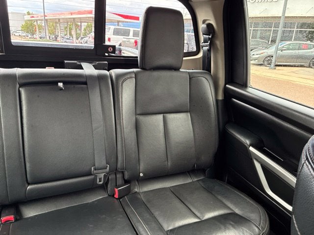 2017 Nissan Titan SL
