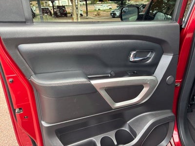 2017 Nissan Titan SL