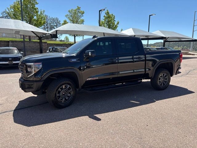 2025 GMC Sierra 1500 AT4X