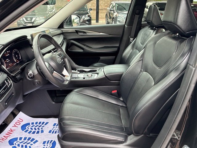 2023 INFINITI QX60 LUXE