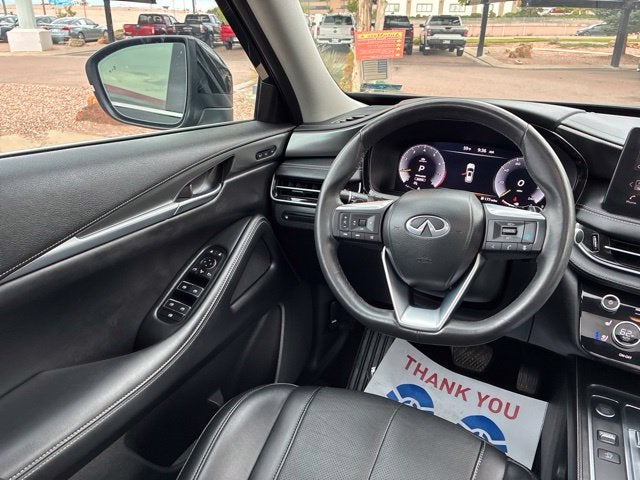 2023 INFINITI QX60 LUXE