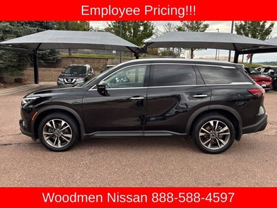 2023 INFINITI QX60 LUXE