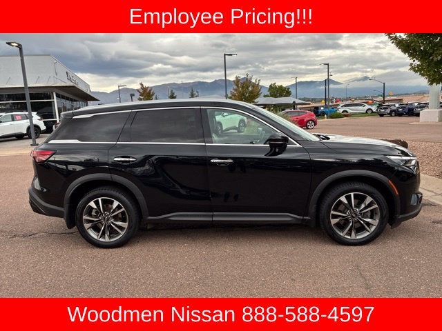 2023 INFINITI QX60 LUXE