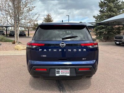 2024 Nissan Pathfinder SV
