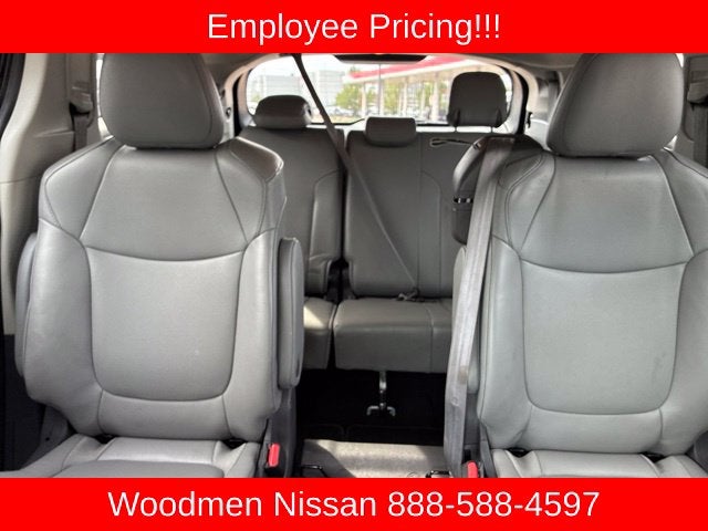 2021 Toyota Sienna XLE 8 Passenger