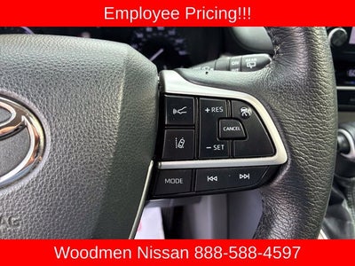 2021 Toyota Sienna XLE 8 Passenger