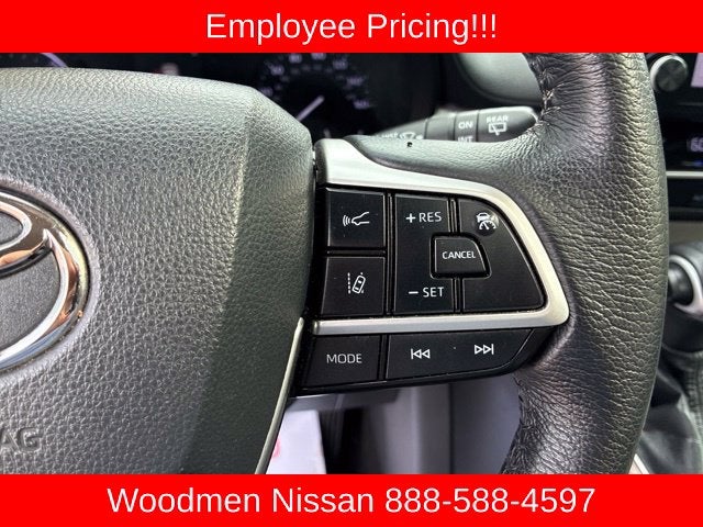 2021 Toyota Sienna XLE 8 Passenger