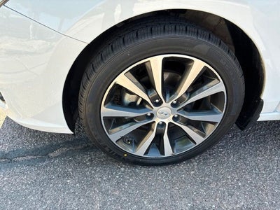 2020 Hyundai Elantra GT Base