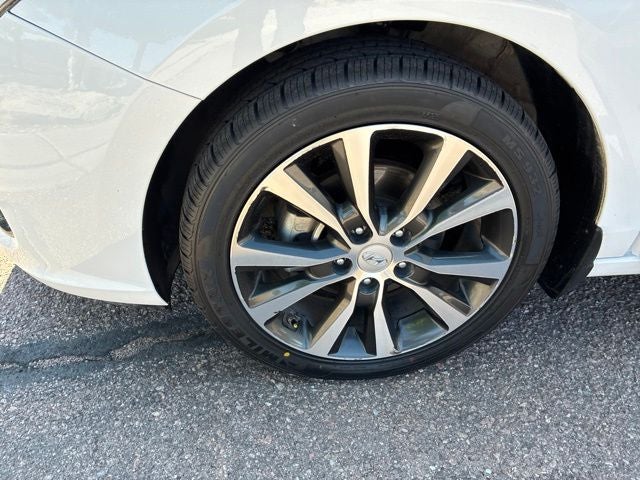 2020 Hyundai Elantra GT Base