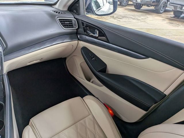 2023 Nissan Maxima Platinum