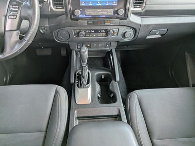 2024 Nissan Frontier SV