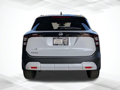 2026 Nissan Kicks SV