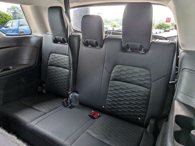 2023 Nissan Pathfinder S