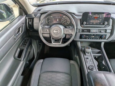 2023 Nissan Pathfinder S
