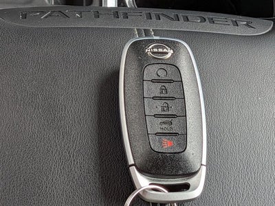 2025 Nissan Pathfinder Platinum