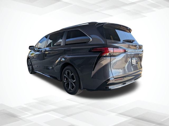 2025 Toyota Sienna Platinum 7 Passenger