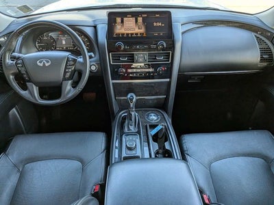 2023 INFINITI QX80 LUXE