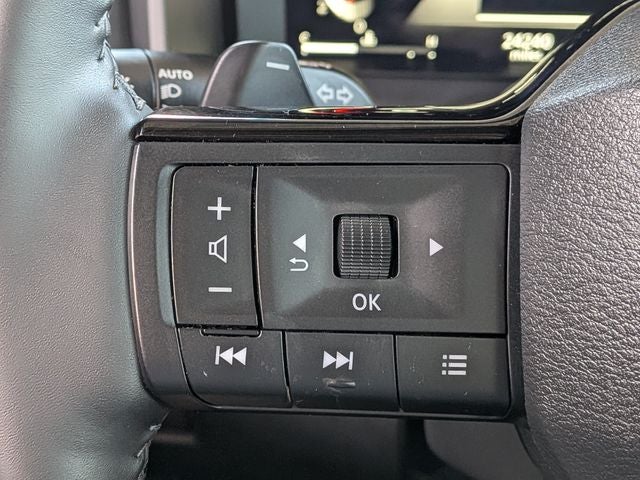 2025 Nissan Rogue SL