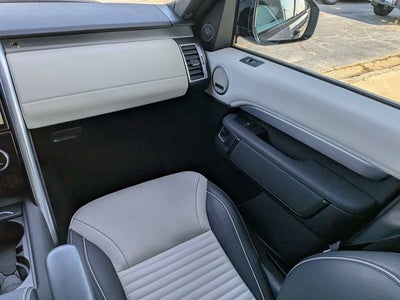 2023 Land Rover Discovery HSE R-Dynamic