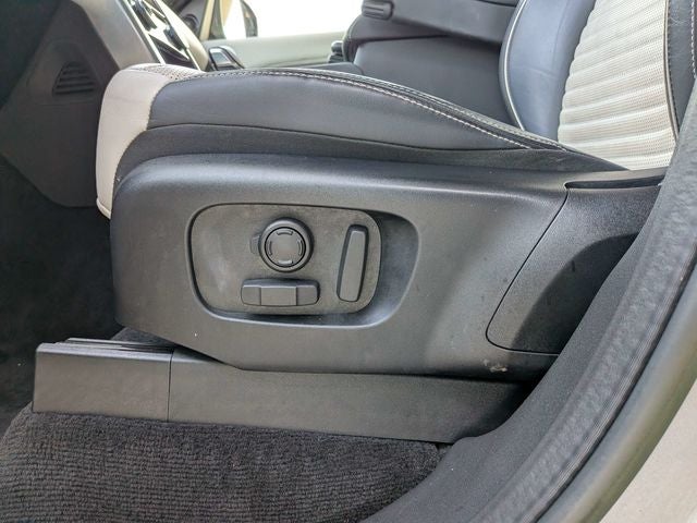 2023 Land Rover Discovery HSE R-Dynamic