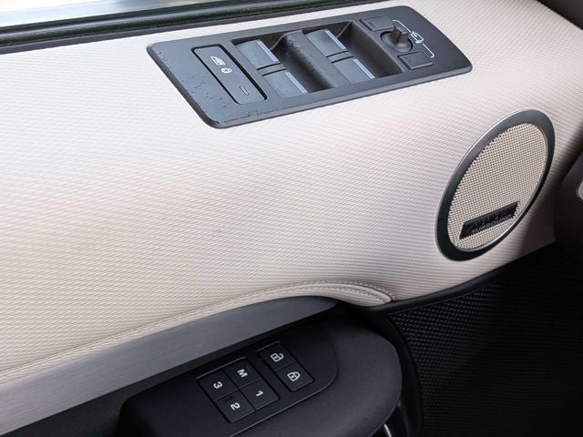 2023 Land Rover Discovery HSE R-Dynamic