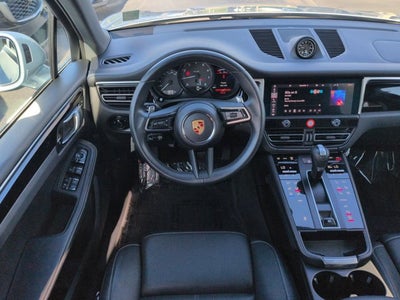2024 Porsche Macan T