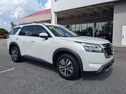 2024 Nissan Pathfinder SL