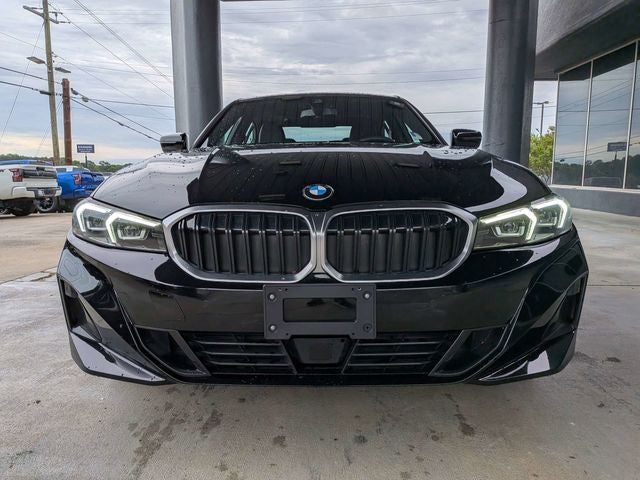 2025 BMW 3 Series 330i xDrive