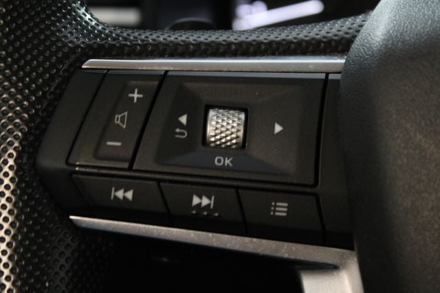 2025 Mitsubishi Outlander ES