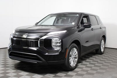 2025 Mitsubishi Outlander ES