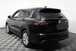 2025 Mitsubishi Outlander ES