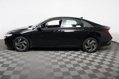 2025 Hyundai Elantra Hybrid SEL Sport
