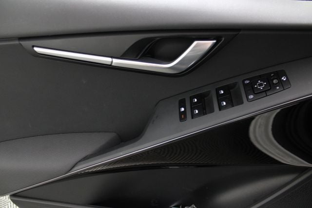 2023 Kia Niro EX Touring