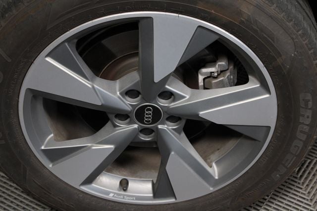 2024 Audi Q5 40 Premium Plus quattro