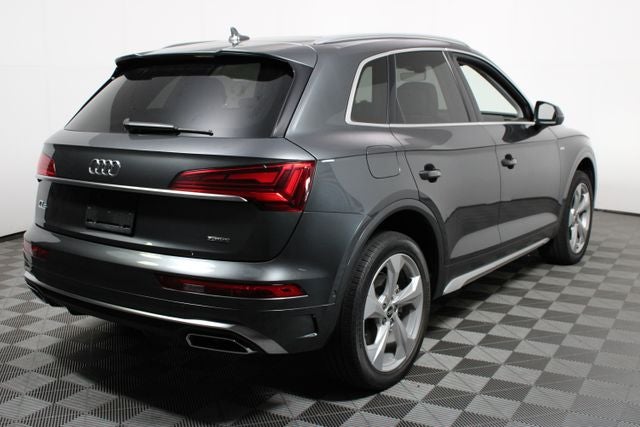 2022 Audi Q5 45 S line Prestige quattro