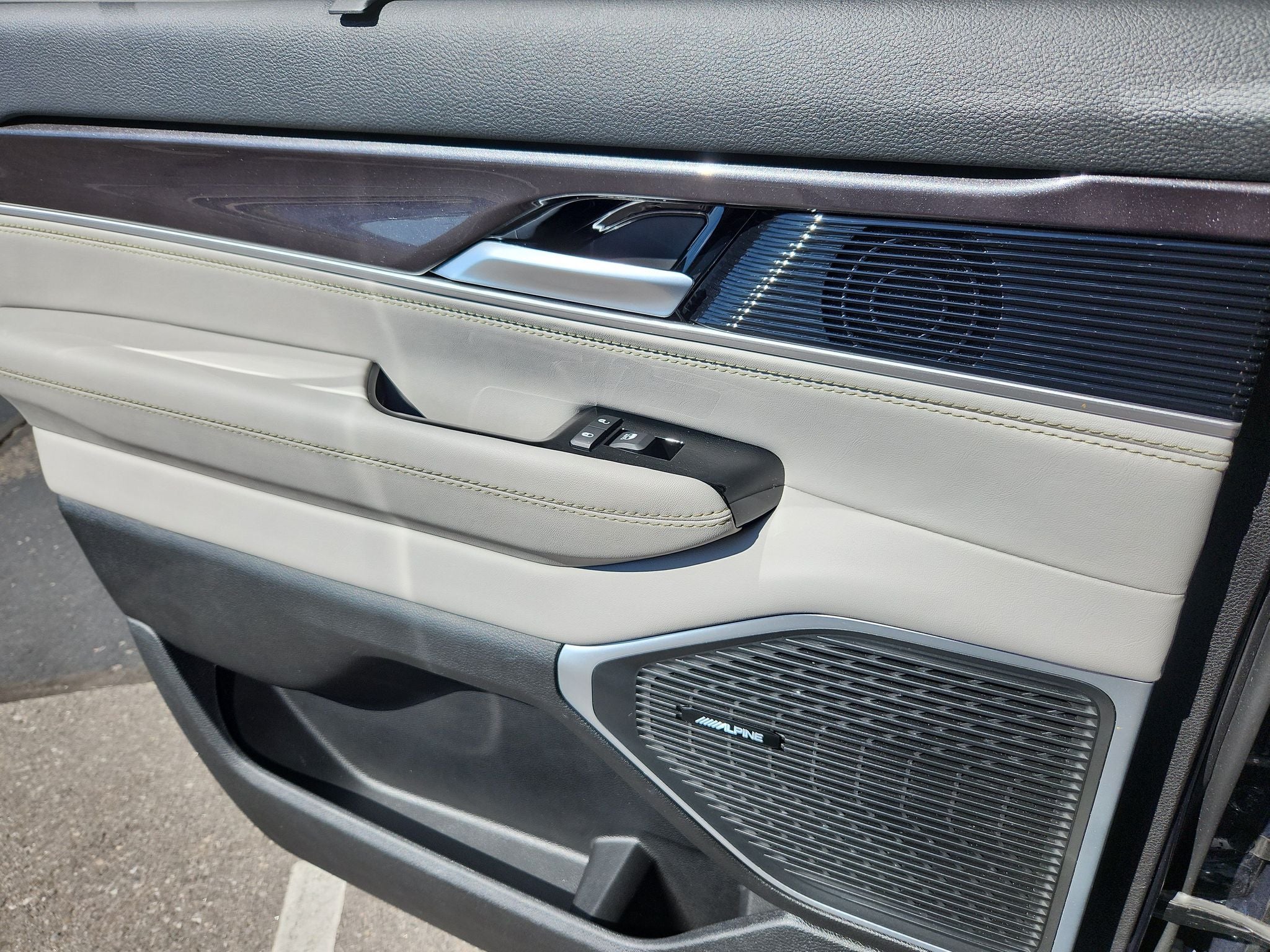 2024 Jeep Wagoneer Series I