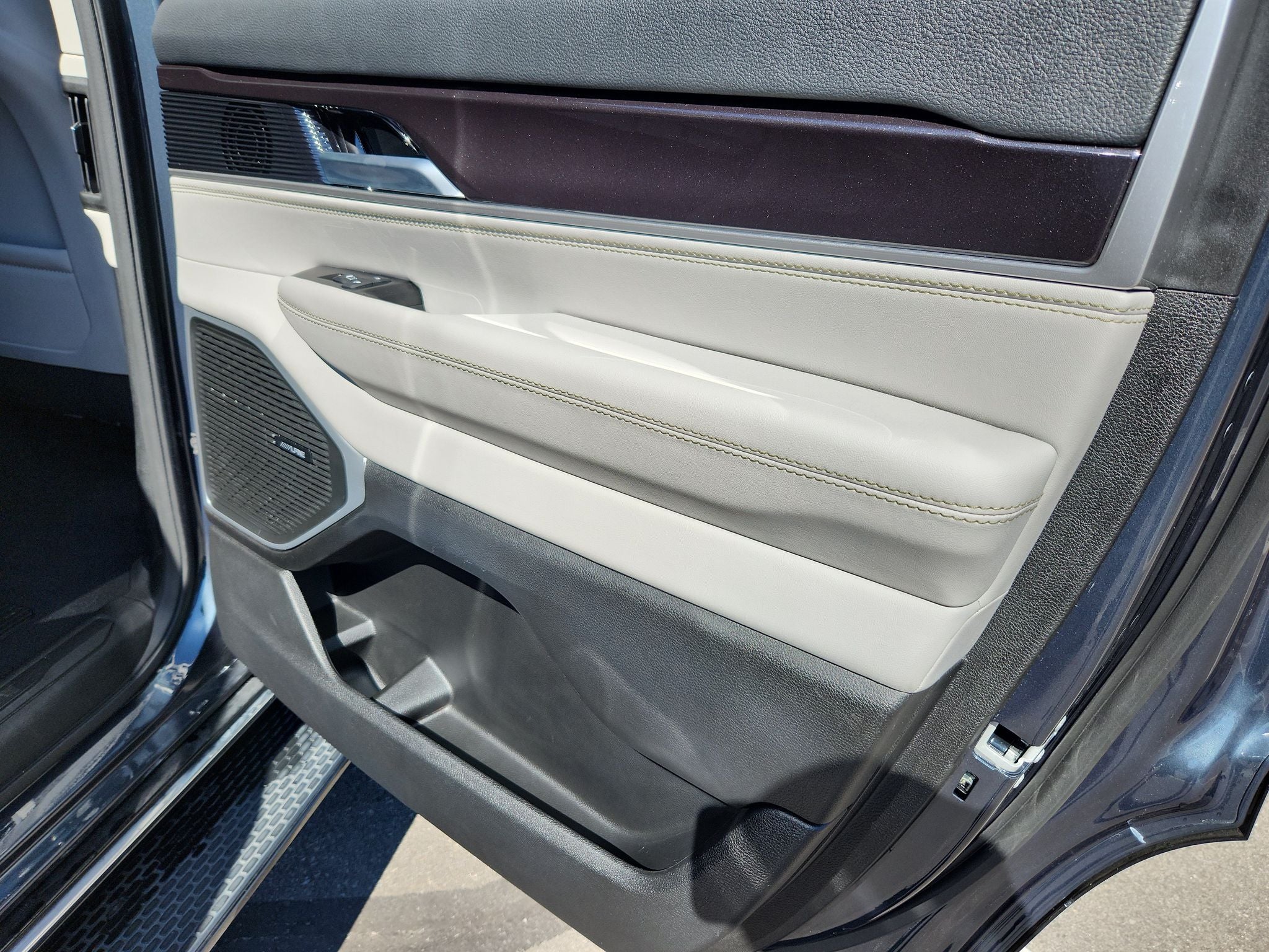 2024 Jeep Wagoneer Series I