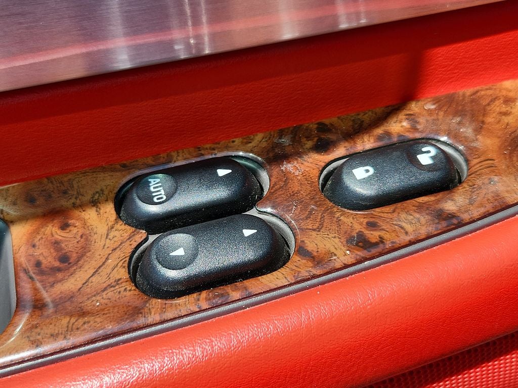 2002 Ford Thunderbird w/Hardtop Premium