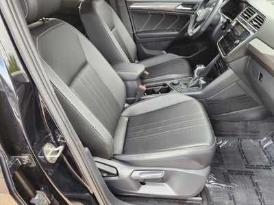 2024 Volkswagen Tiguan SE R-Line Black