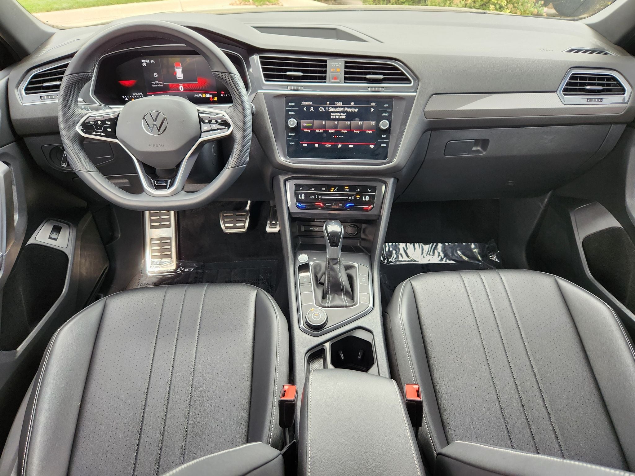 2024 Volkswagen Tiguan SE R-Line Black