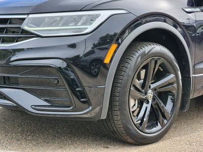 2024 Volkswagen Tiguan SE R-Line Black