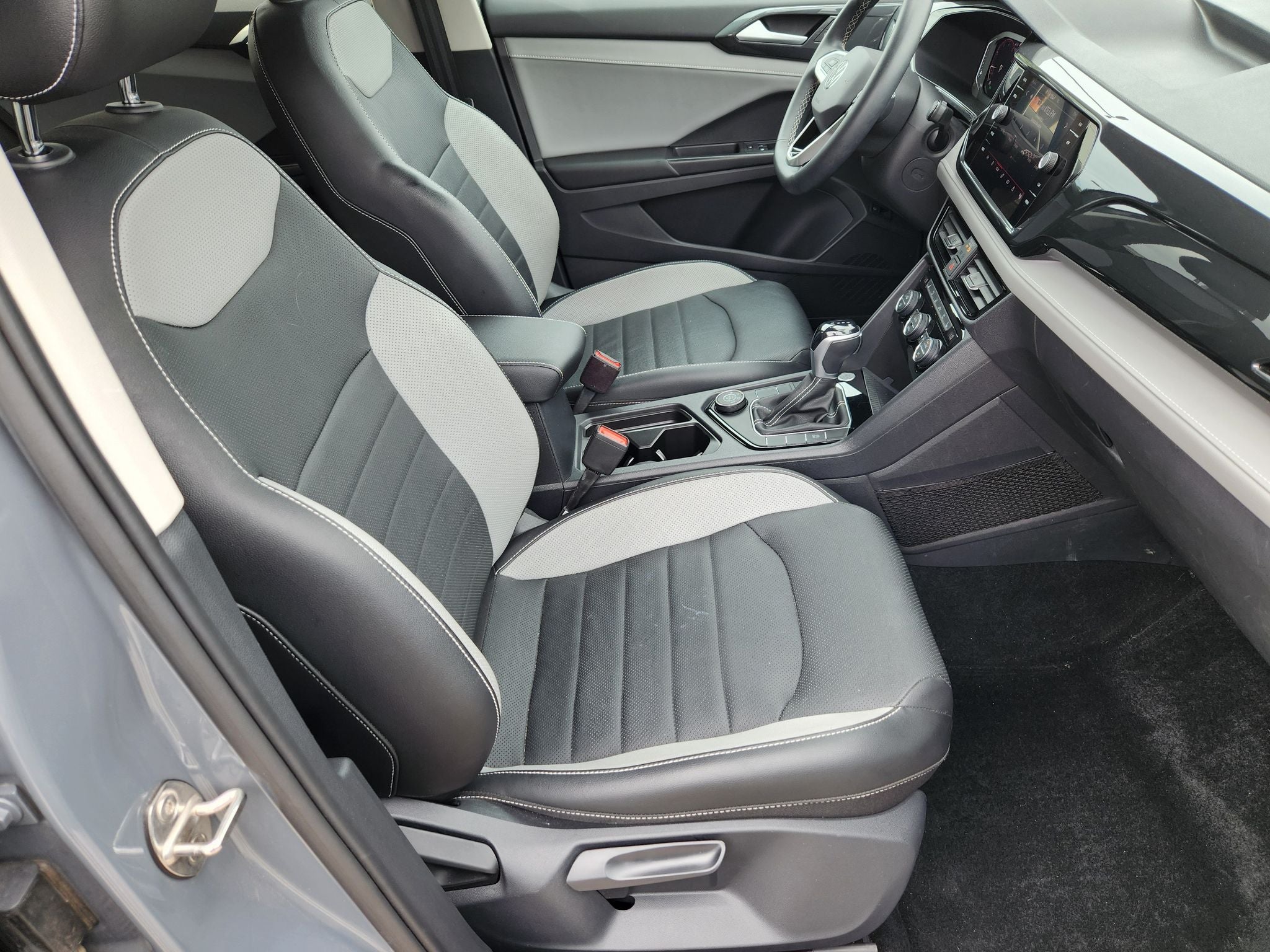 2022 Volkswagen Taos SEL