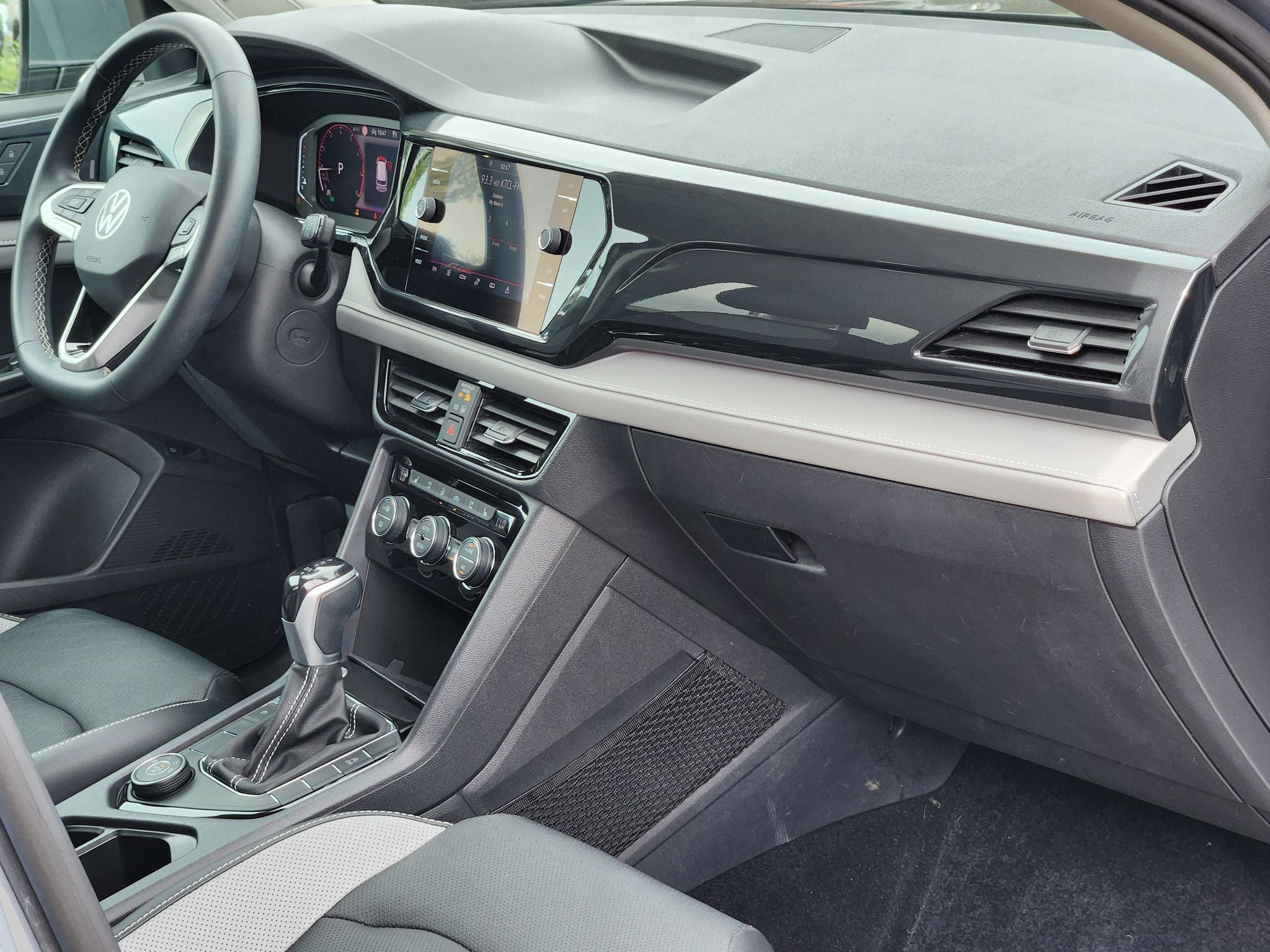 2022 Volkswagen Taos SEL