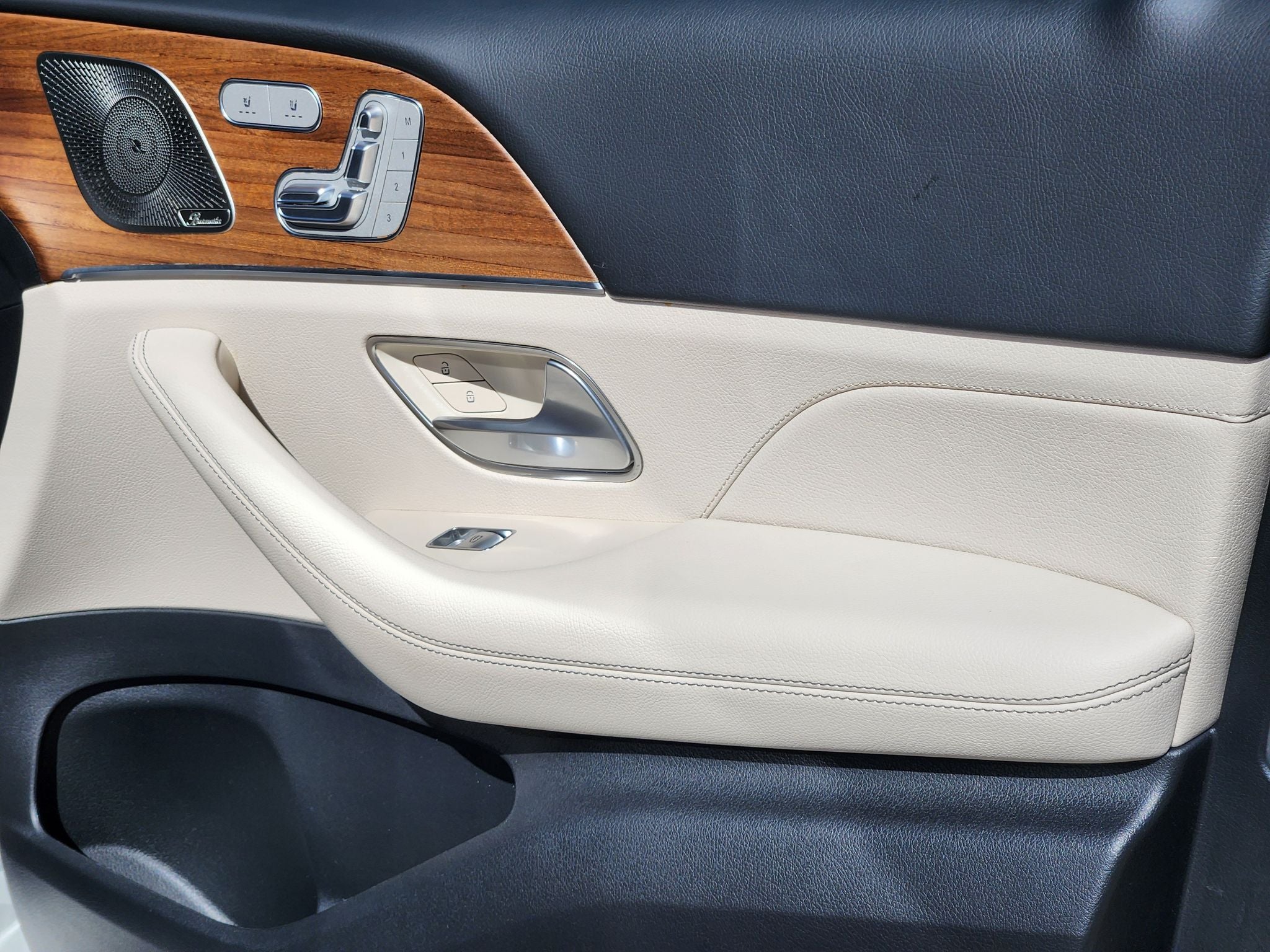2026 Mercedes-Benz GLS 450 4MATIC®