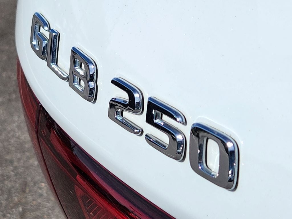 2023 Mercedes-Benz GLB 250 4MATIC®