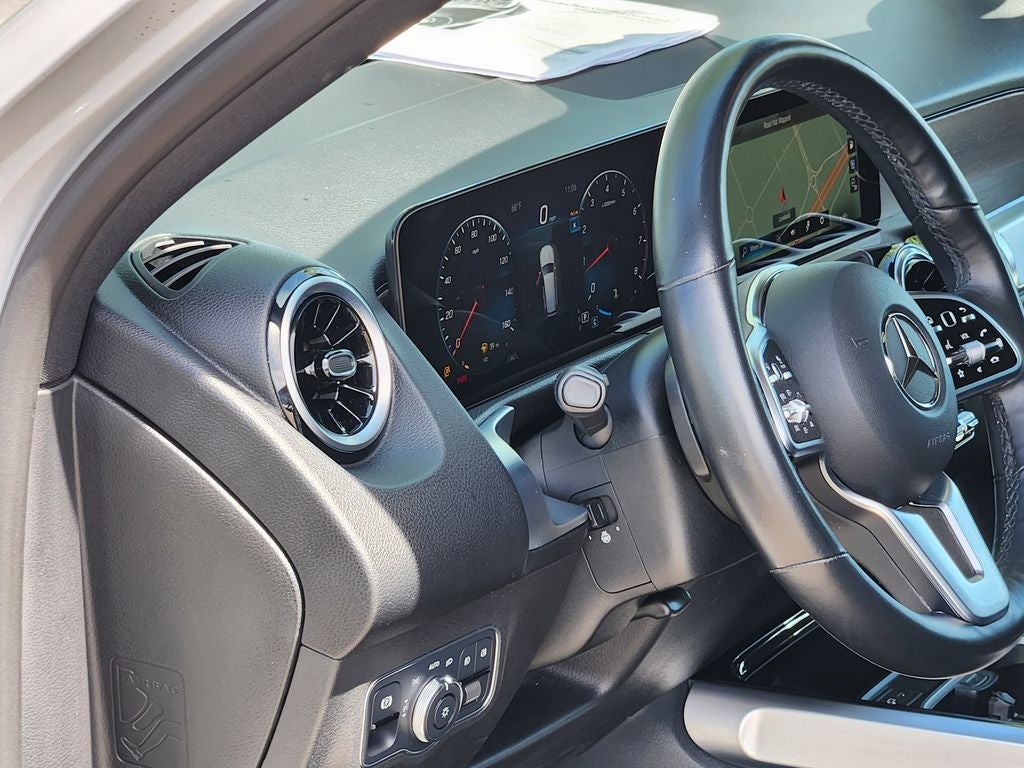 2023 Mercedes-Benz GLB 250 4MATIC®