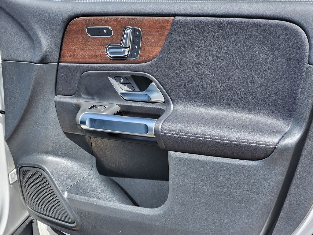 2023 Mercedes-Benz GLB 250 4MATIC®