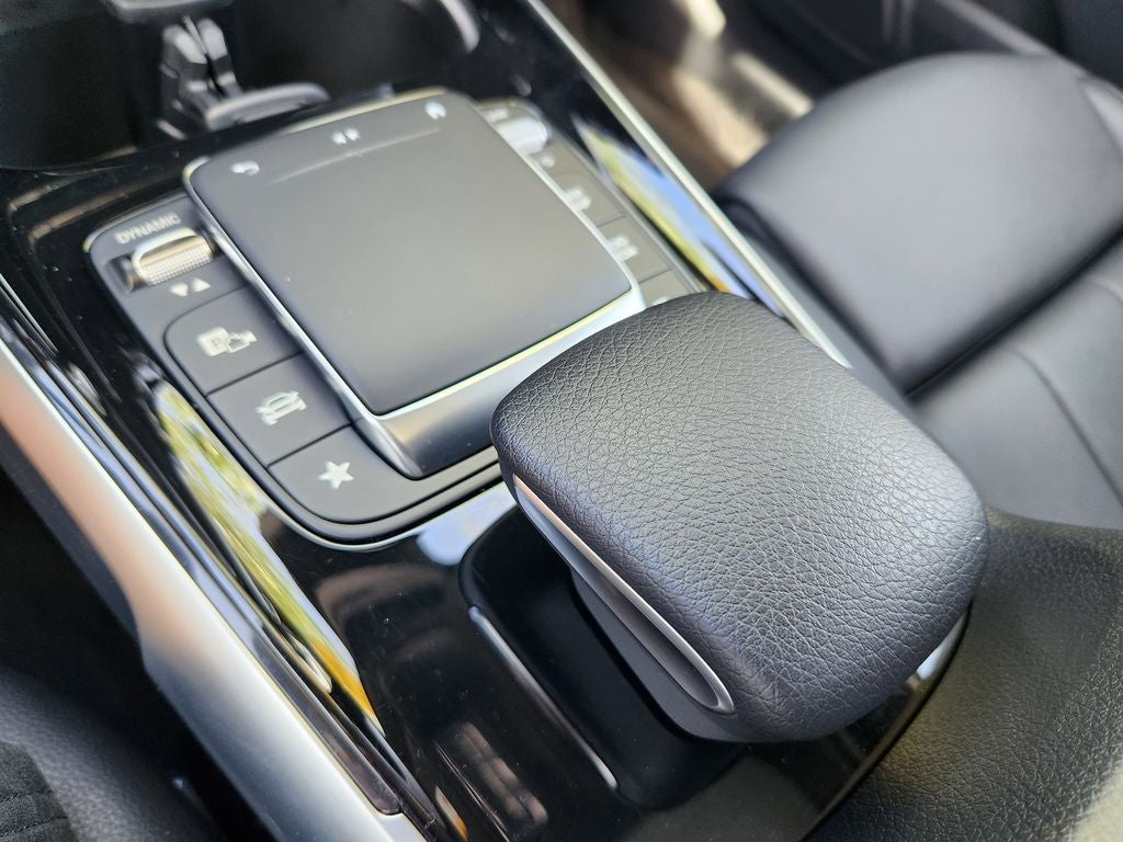 2023 Mercedes-Benz GLB 250 4MATIC®